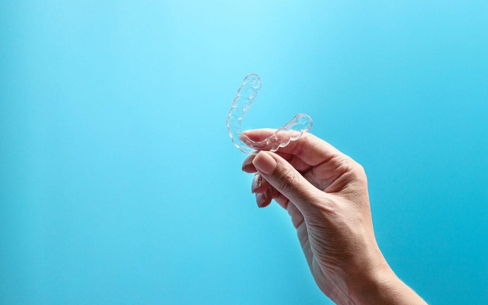 Clear aligners for overbite problems